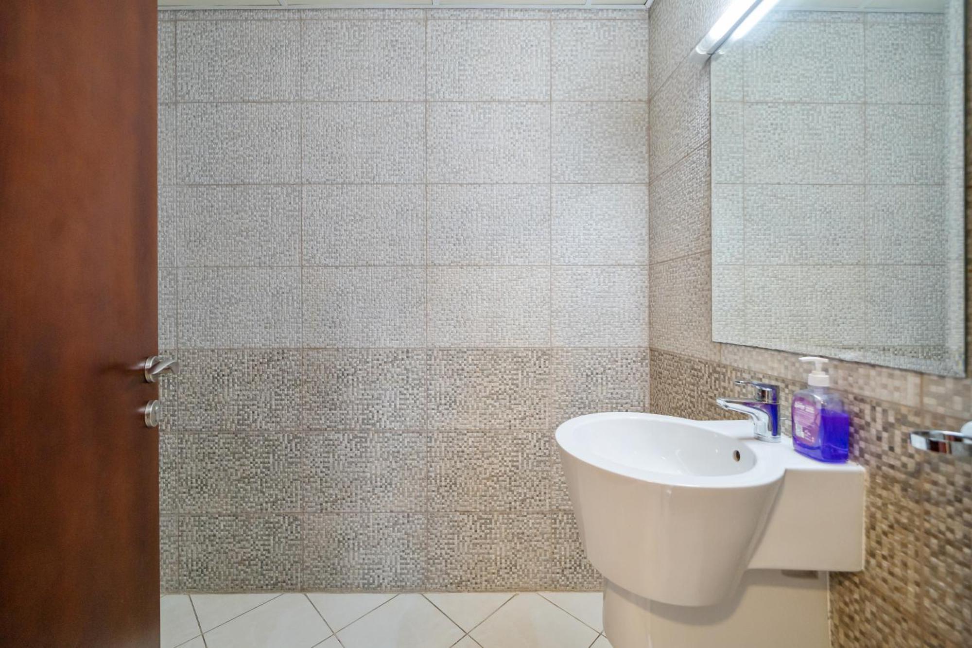 Live So Close To - Al Marjan Island Apartment *