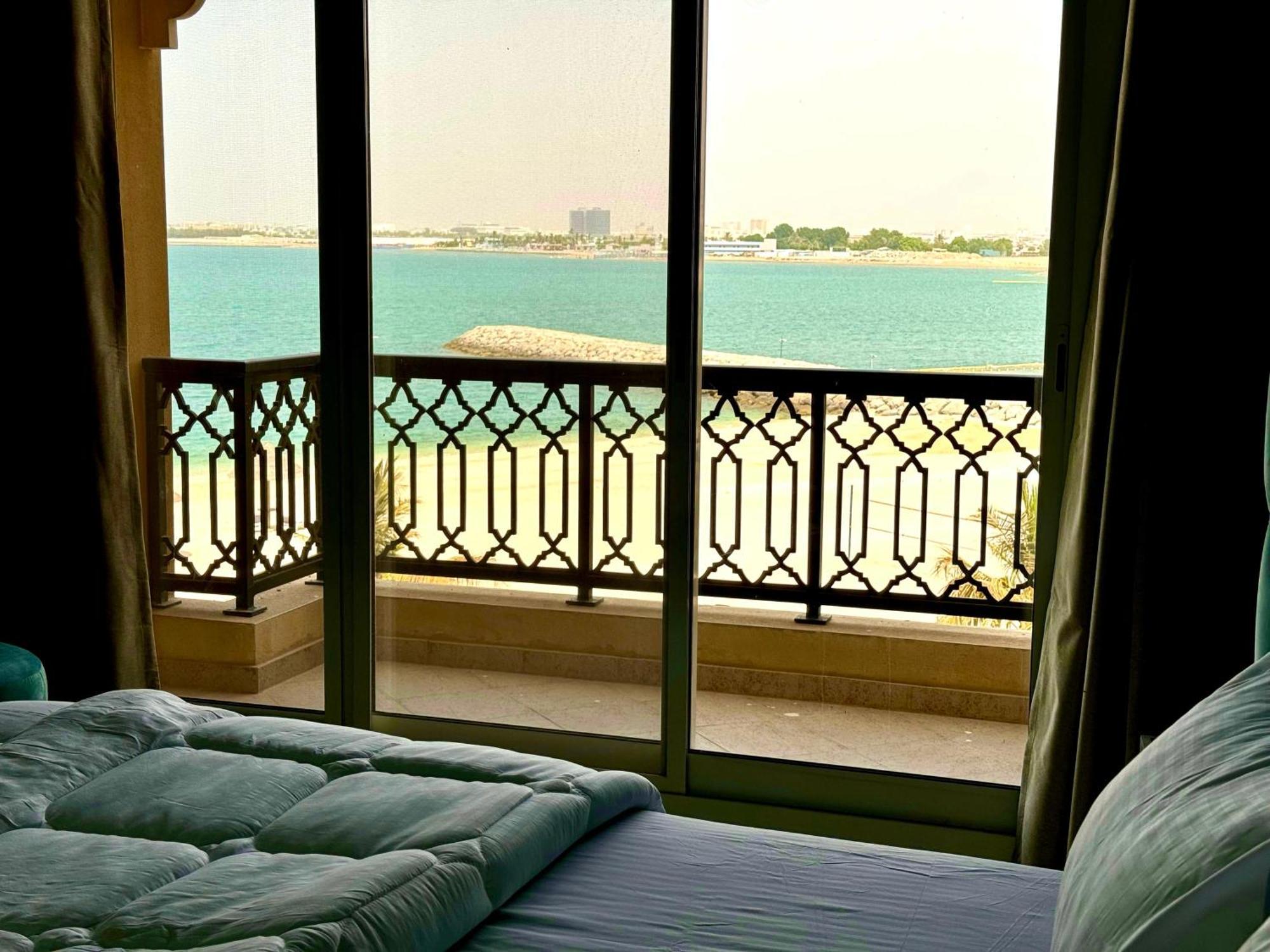 Live So Close To - Al Marjan Island Ras al-Khaimah